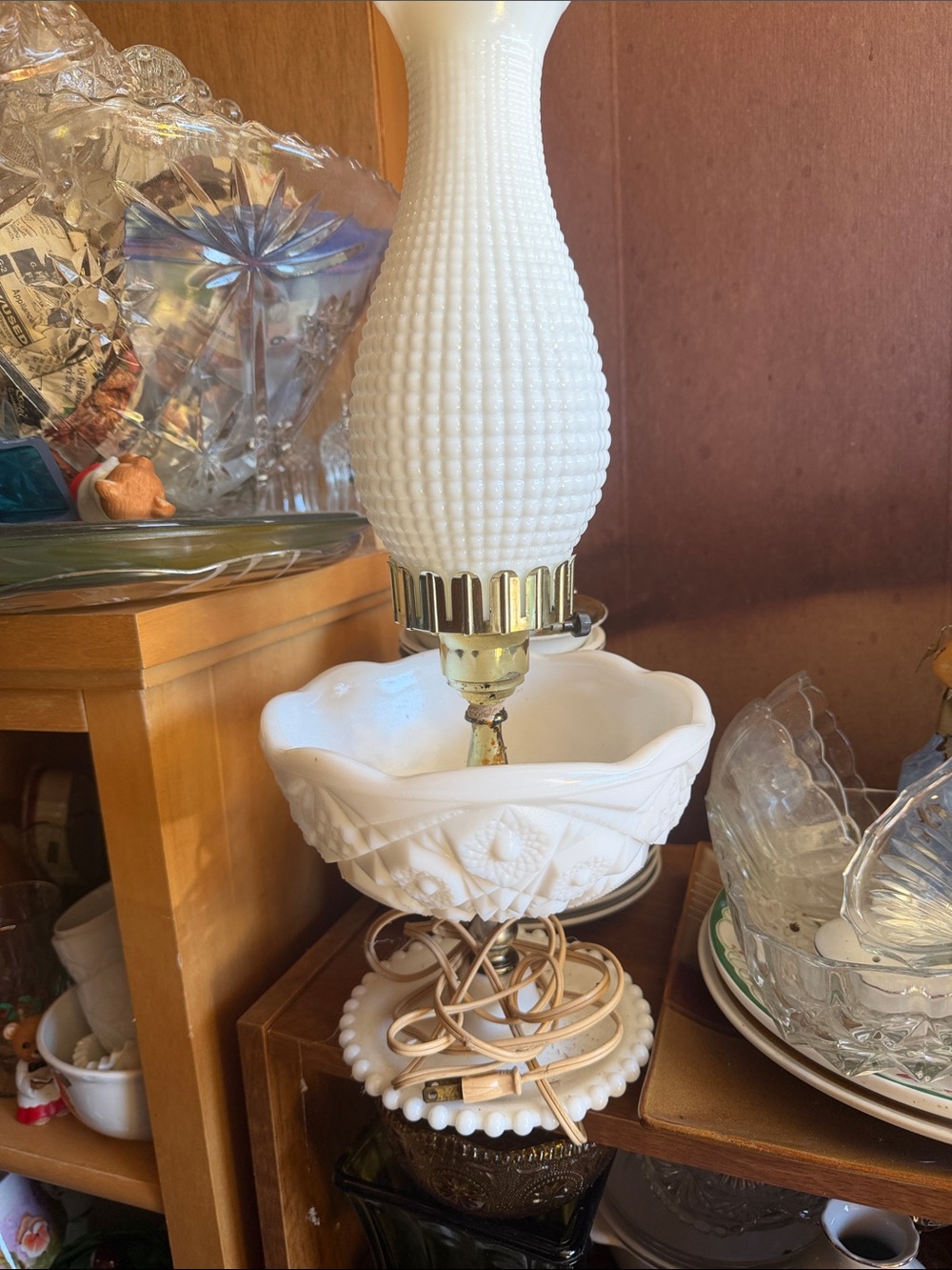 RetroMilk Glass Table Lamp with Hobnail Texture - White